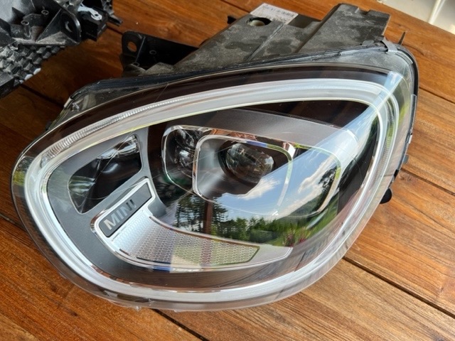 Predné led svetlomety na Mini Countryman F60 2021 - 3