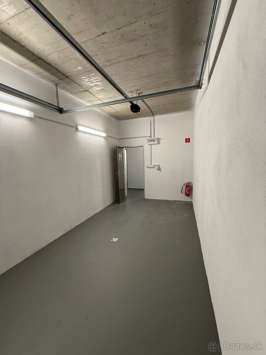Garáž na prenájom - 3