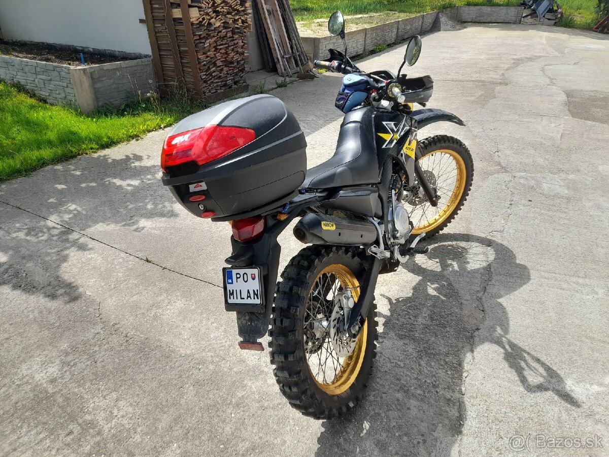 Yamaha XT 125 R