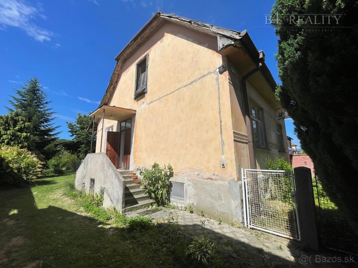 Rodinný dom so slnečným pozemkom 1856 m2, Svinná - 3