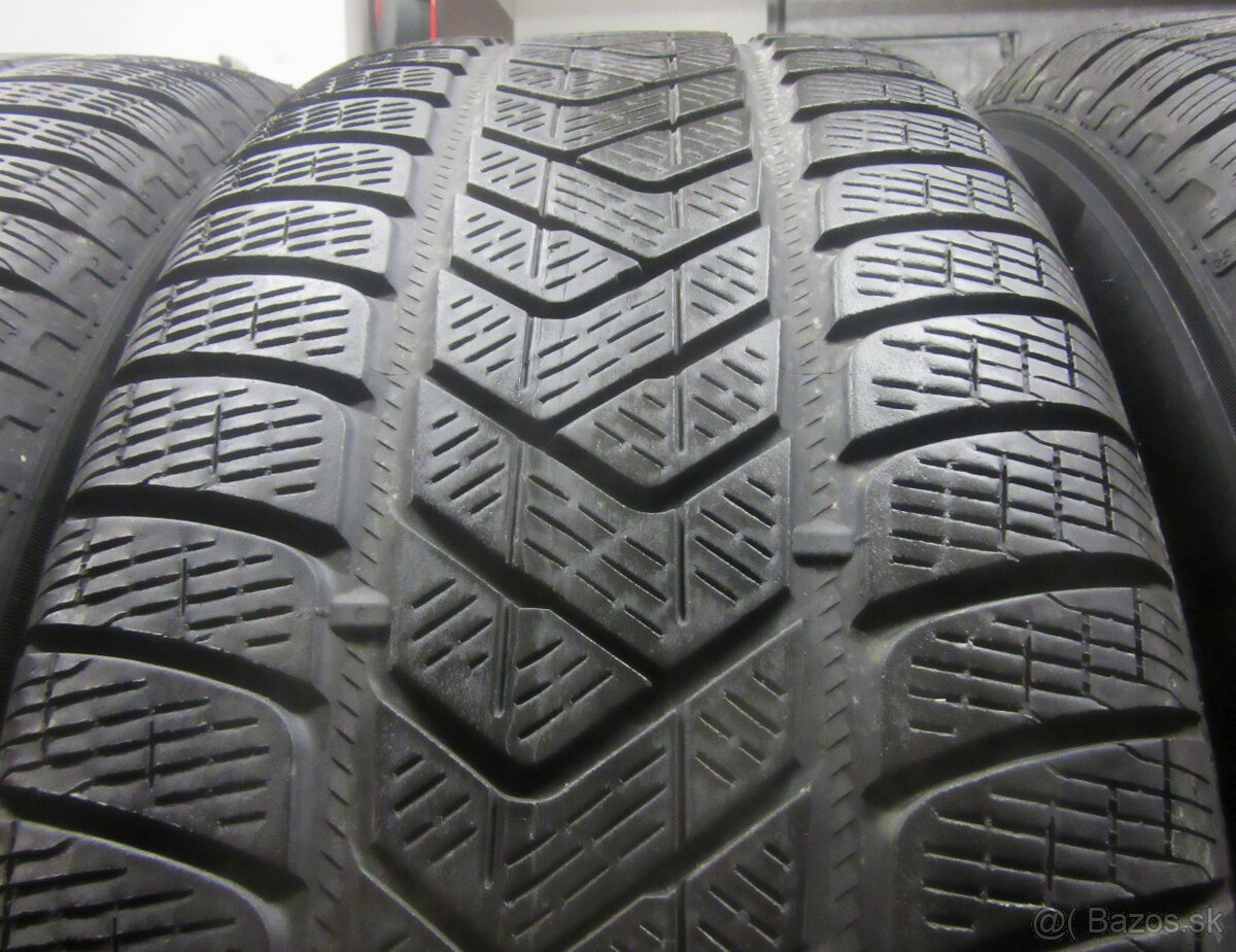 R18 Zimná sada ALUTEC rozteč 5x108 255/60R18 PIRELLI - 3