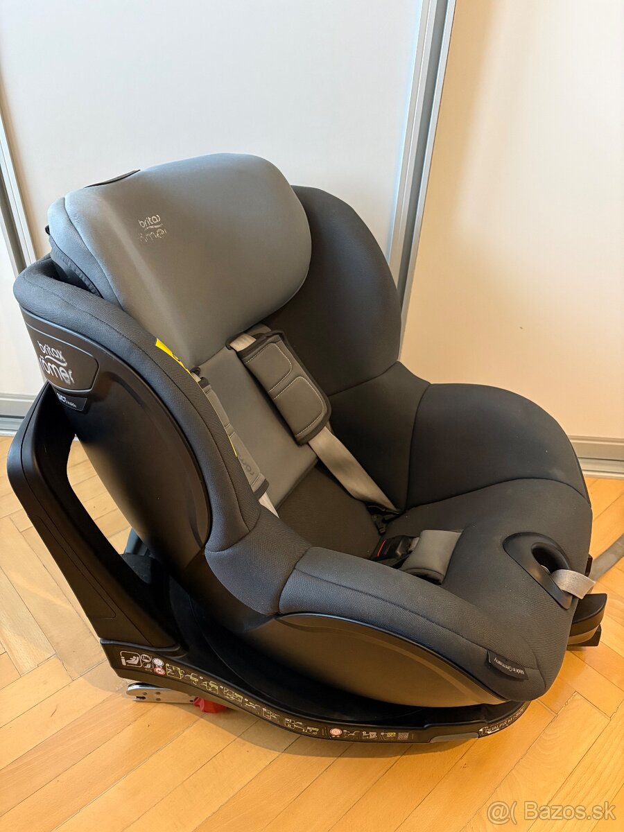 Britax Römer Autosedačka Dualfix M i-size sivá - 3