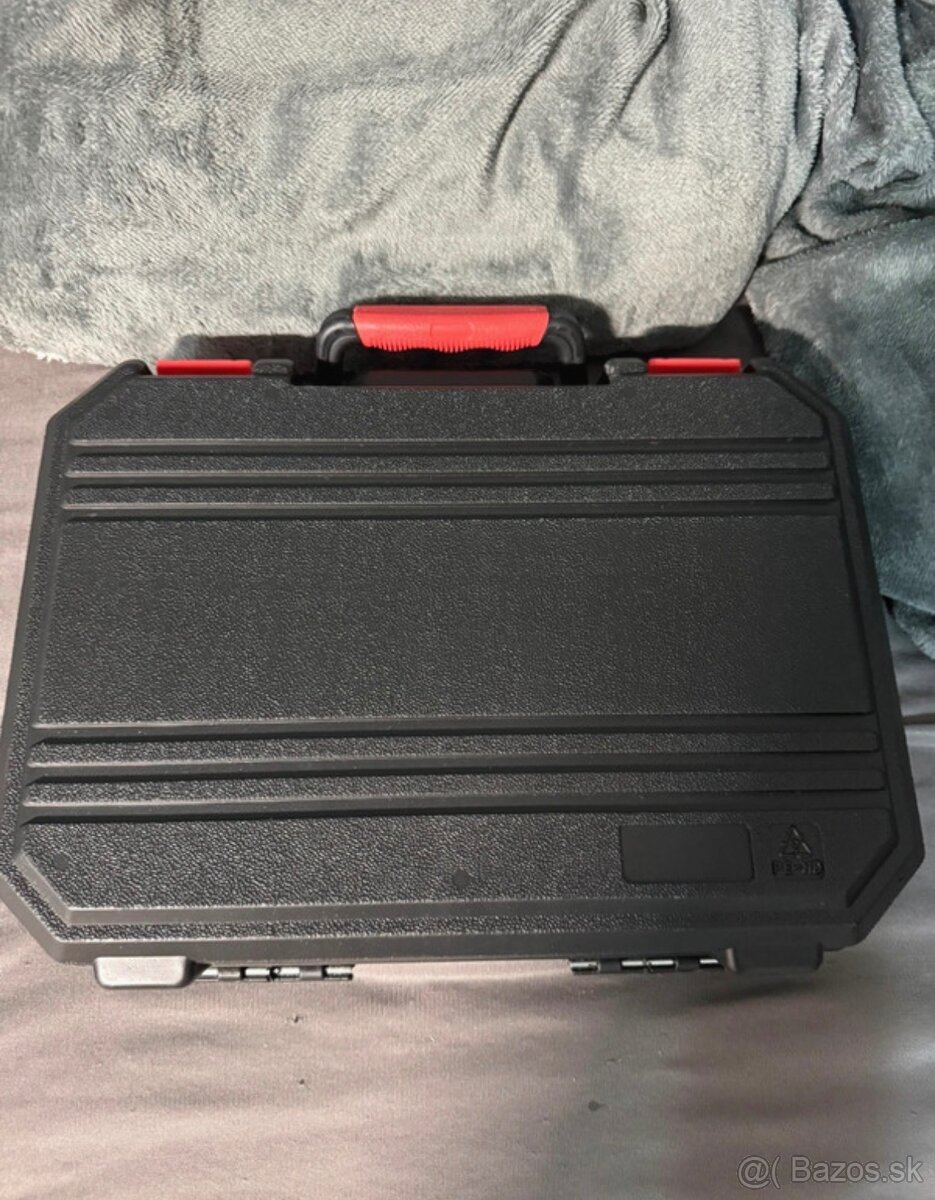 Kufrík s náradím - 3