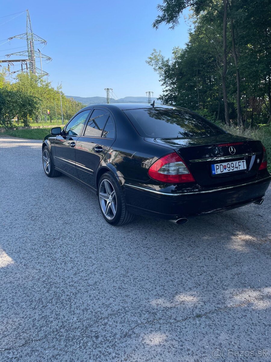 Mercedes Benz E320 CDI 4 MATIC - 3