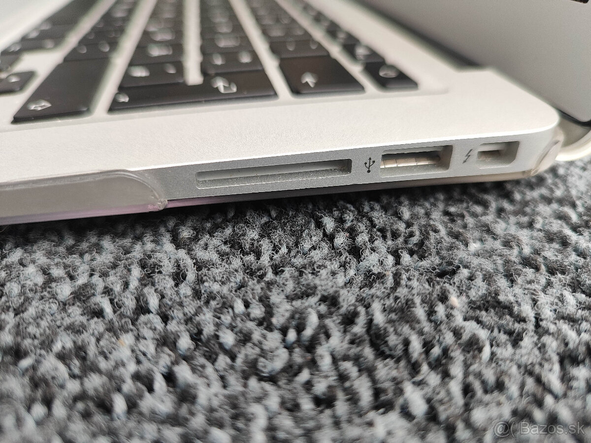 MacBook Air 13" 2017 - 3