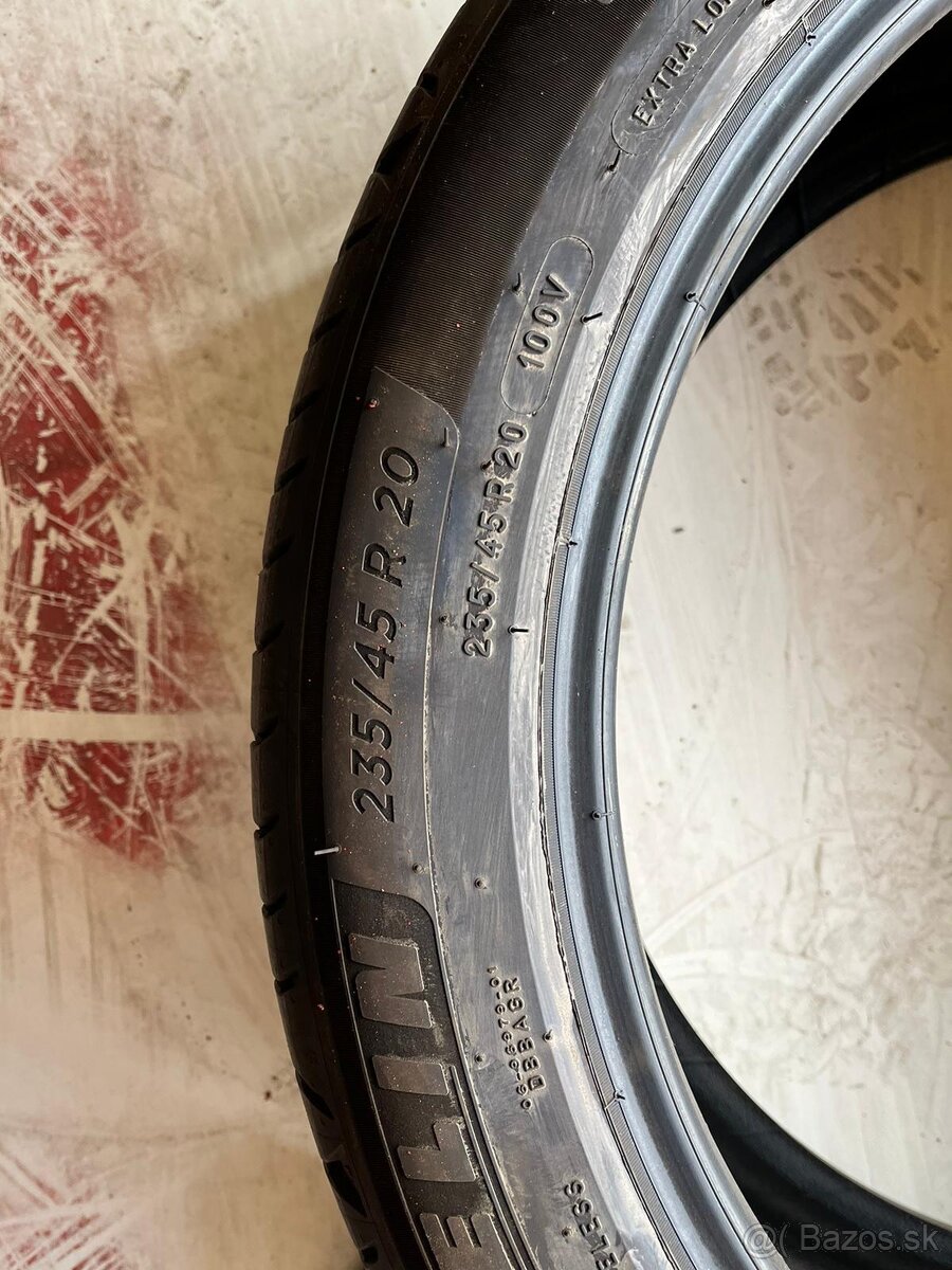 Predam letne pneu Michelin e-primacy 235/45 R20 - 3