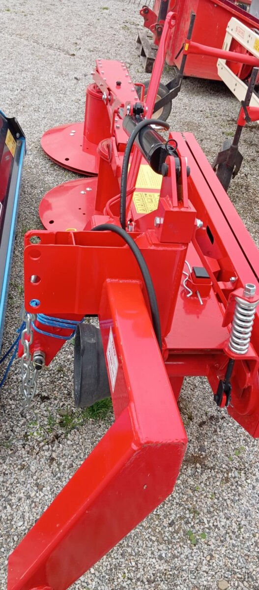 Kosačka 180 z hydraulikou. - 3