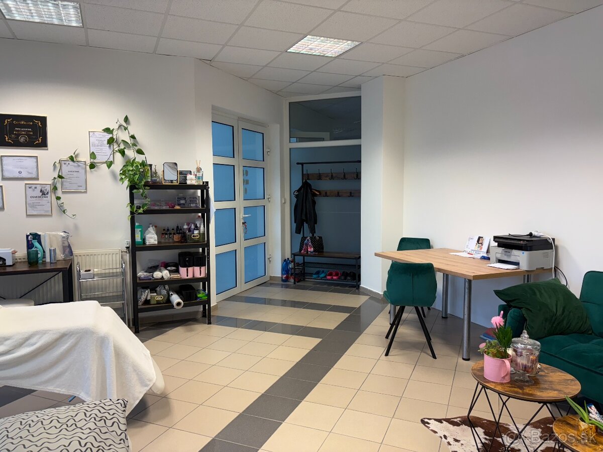 PRIESTOR 35 m2 na obchod, služby, Sereď centrum - 3