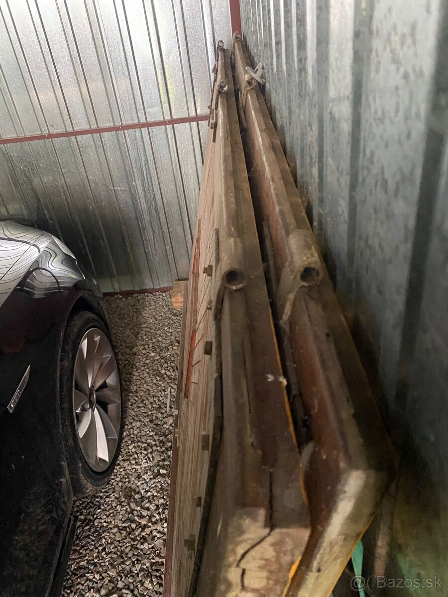 Garažová brána. - 3
