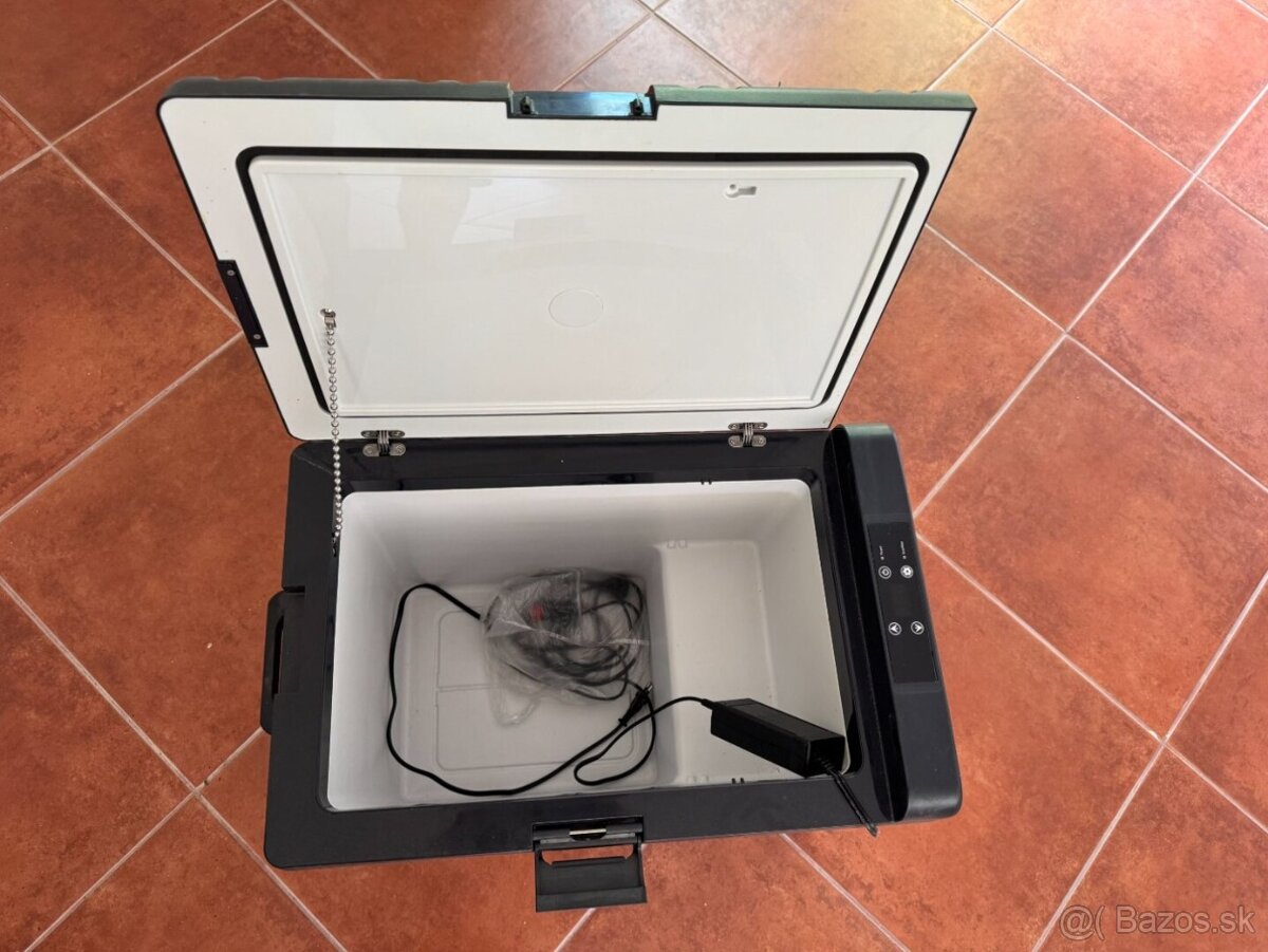 kompresorová chladnička mrazák Compass - 3