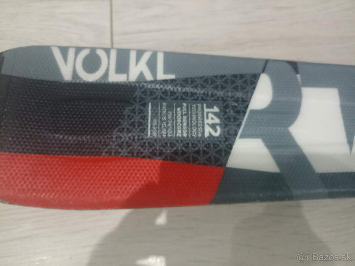 lyže Volkl a lyžiarky - 3