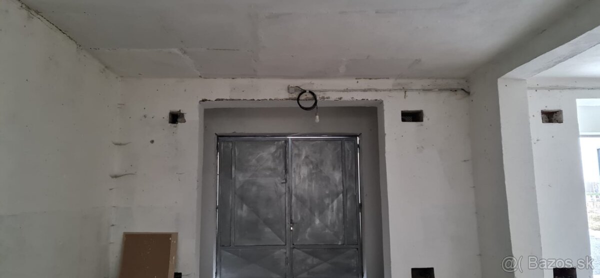 Prenajmem pneuservis, rychloservis 150m2 - Martin Bystrička - 3