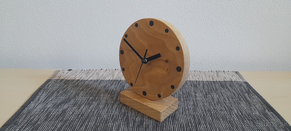 Drevené stolové hodiny - 3