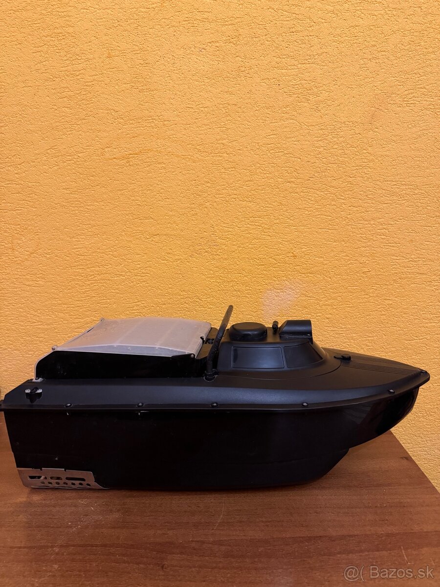 Zavážacia loďka JB2CG - 3