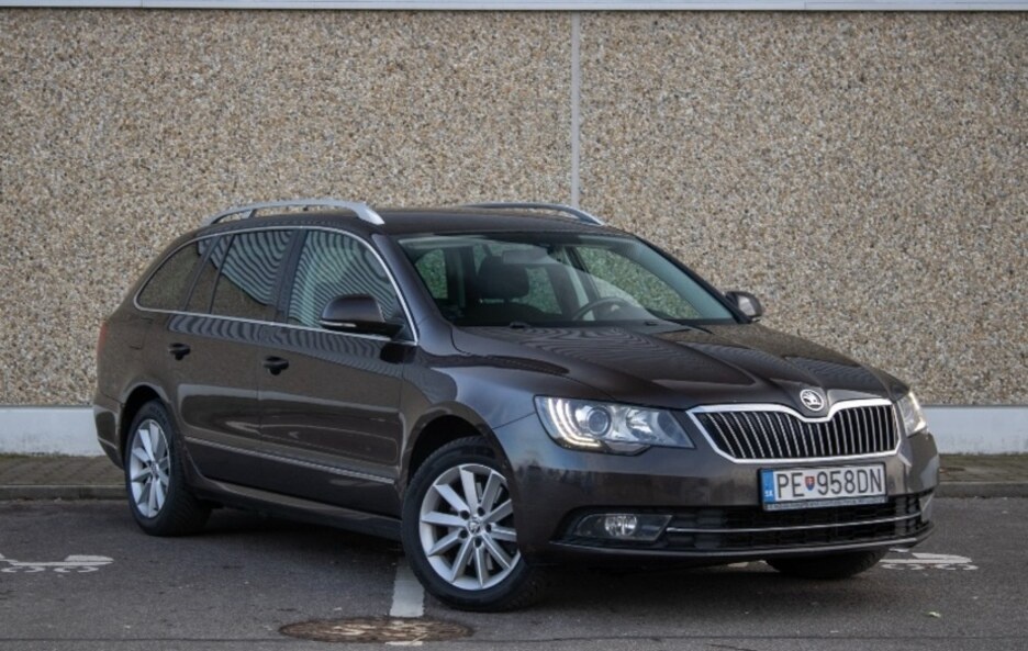 ŠKODA SUPERB 2.0 TDI DSG - 3