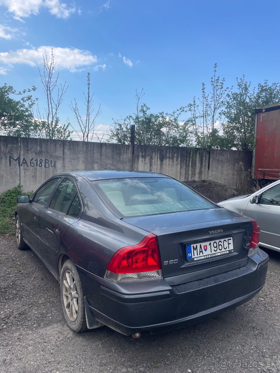 Volvo S60 - 3