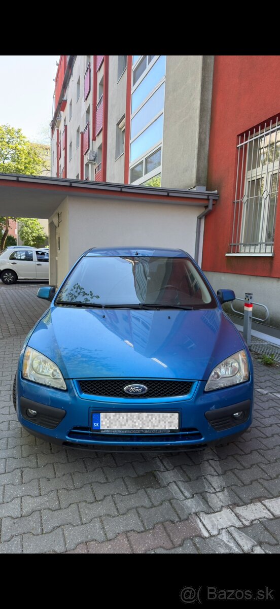 Ford Focus Kombi 1.6 benzín - 3