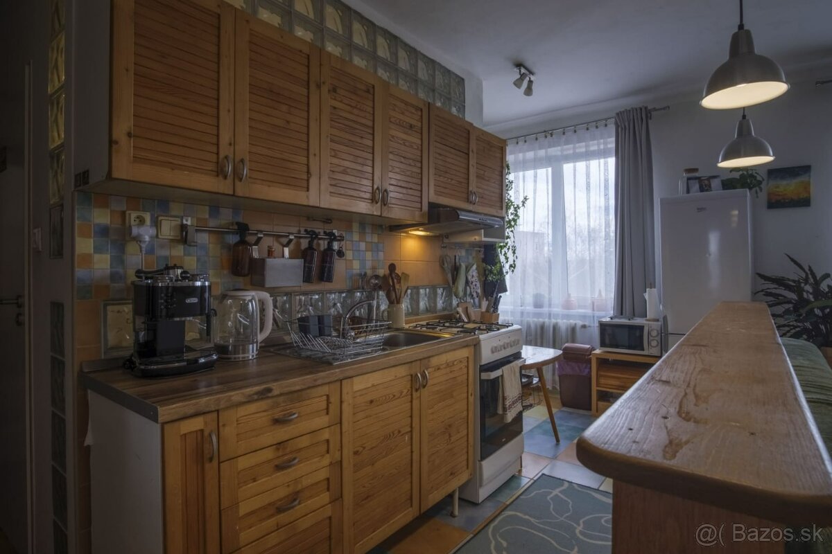 Prenájom 2-izbového bytu PP Banícka - 3