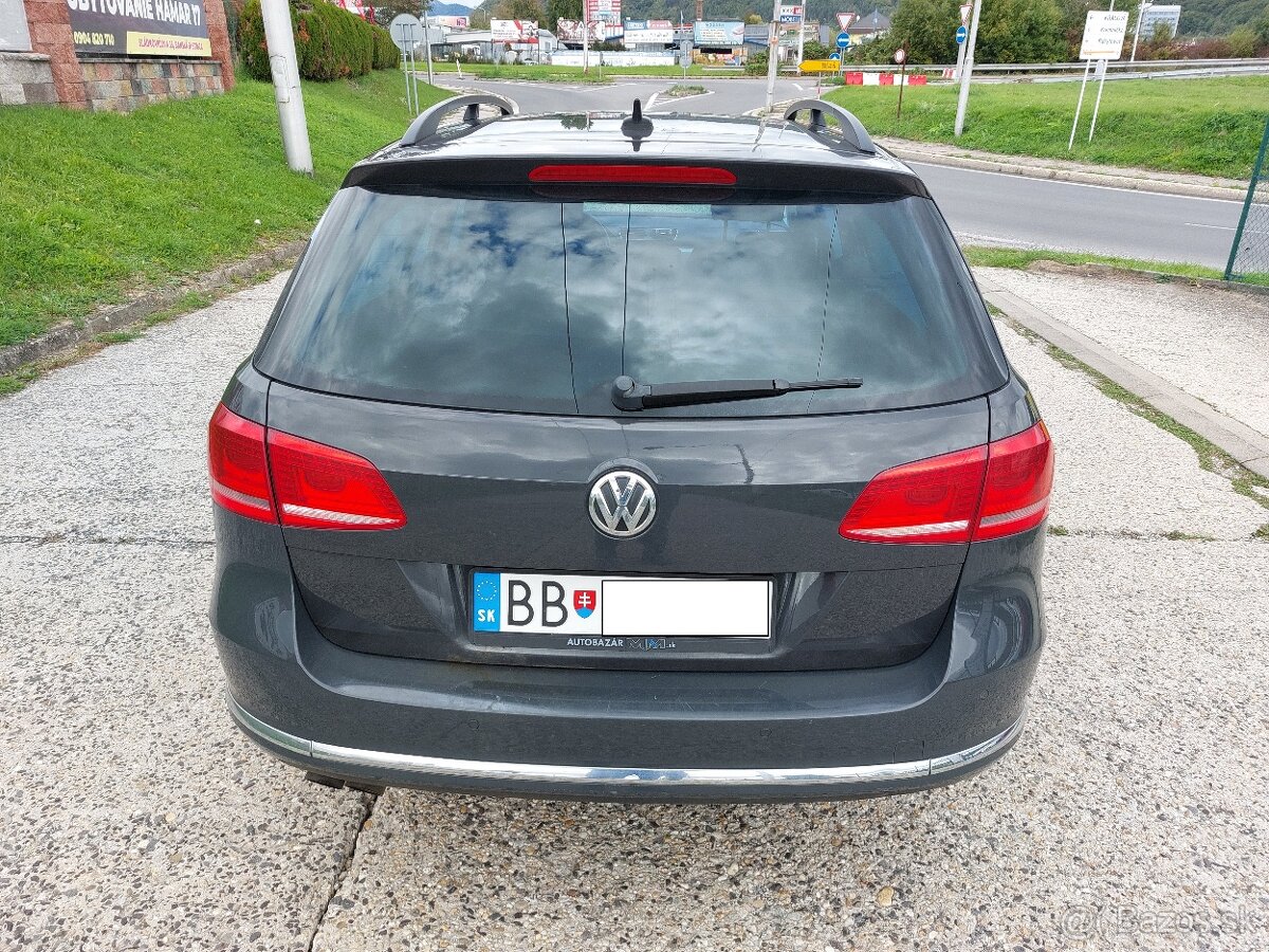 Volkswagen Passat Variant 2.0 TDI BMT Highline 4MOTION - 3