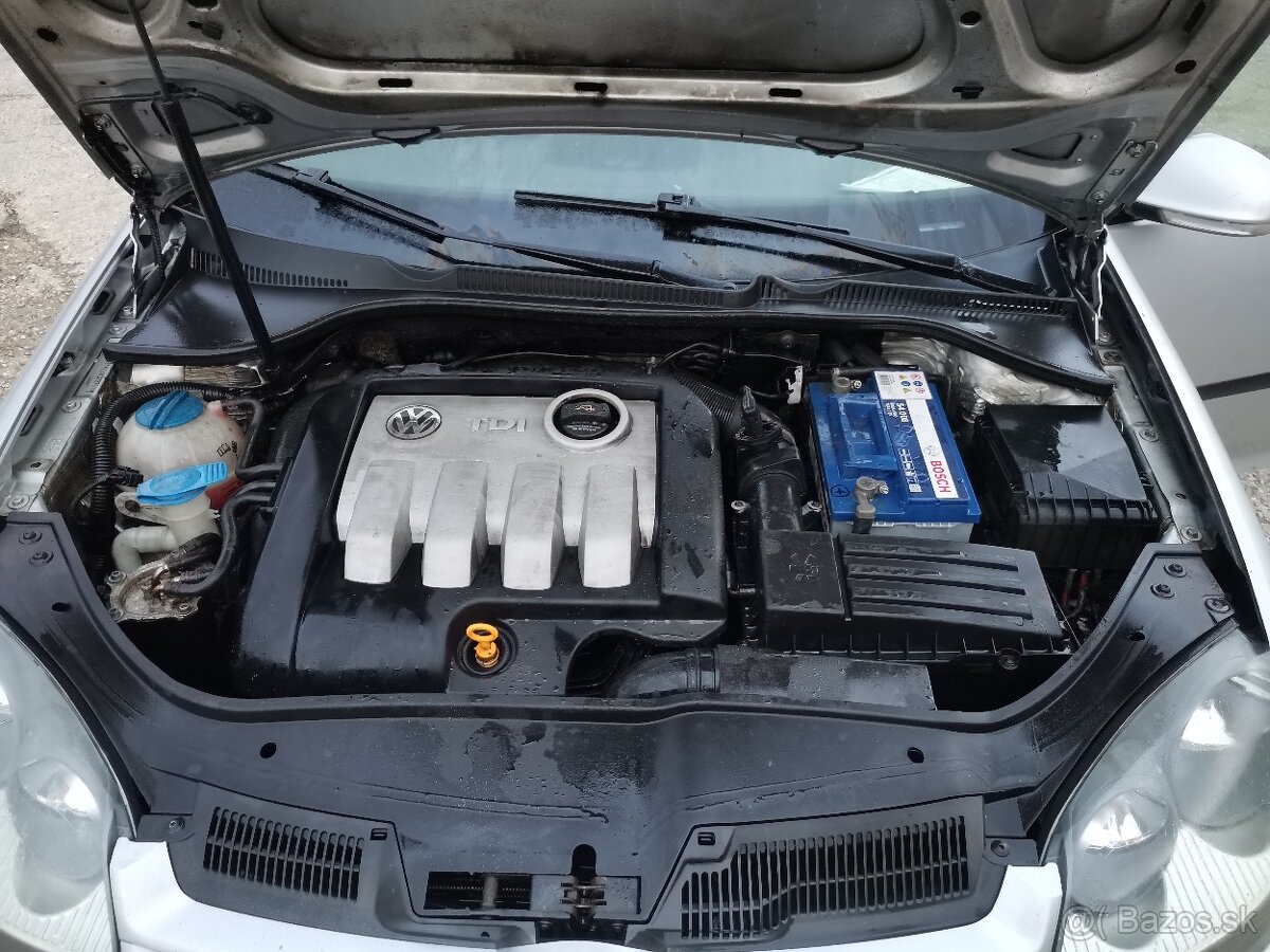 Golf 5 1,9tdi 77kw - 3