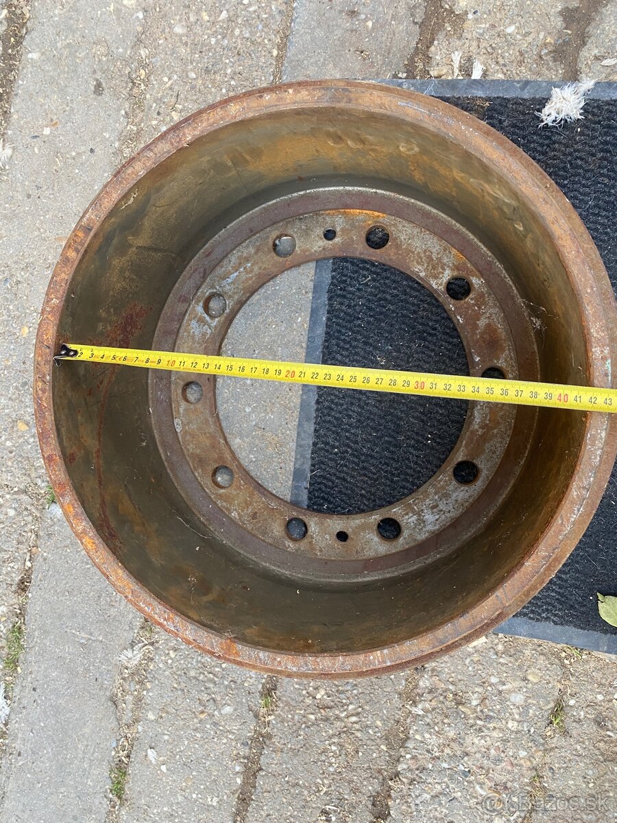 Brzdový bubon na Liaz - 3