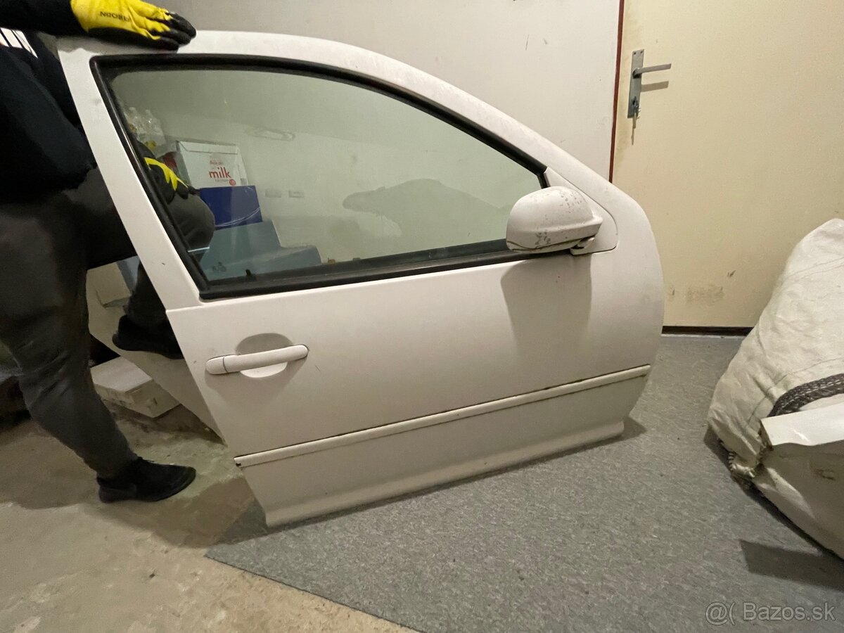 Dvere na VW golf 4 variant - 3