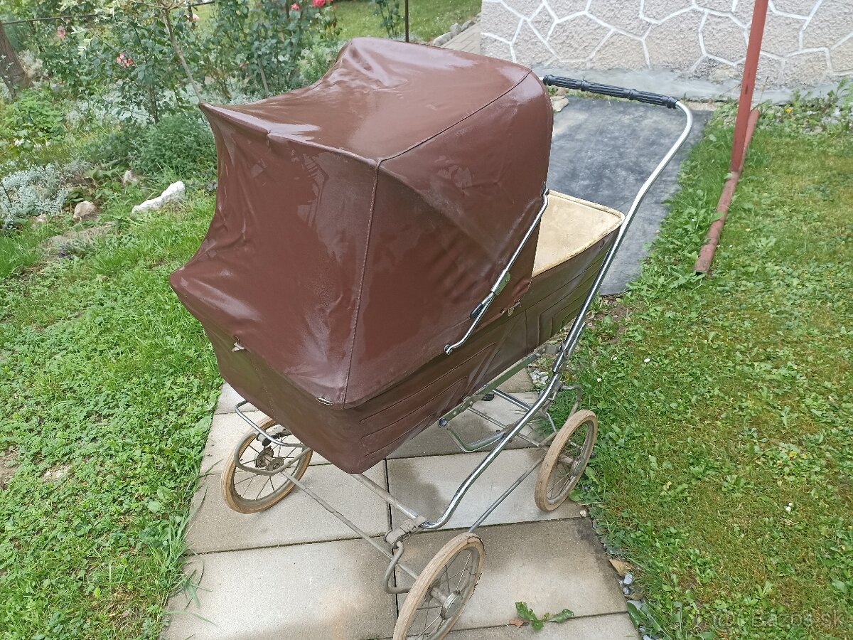 Liberta starožitný/ Retro kočík - 3