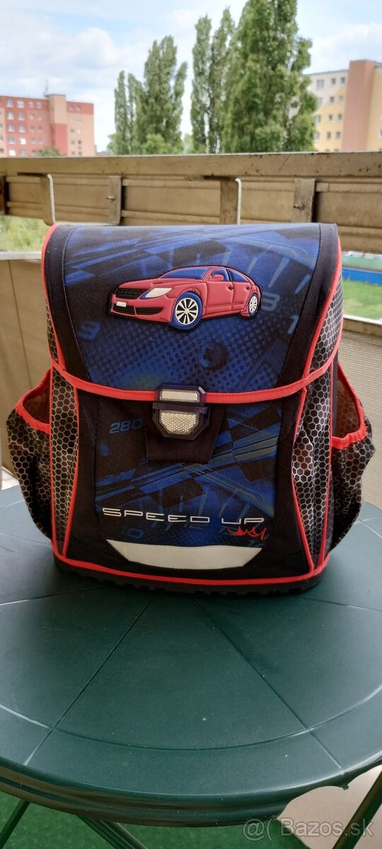 Predam peracnik a skolske tasky - 3