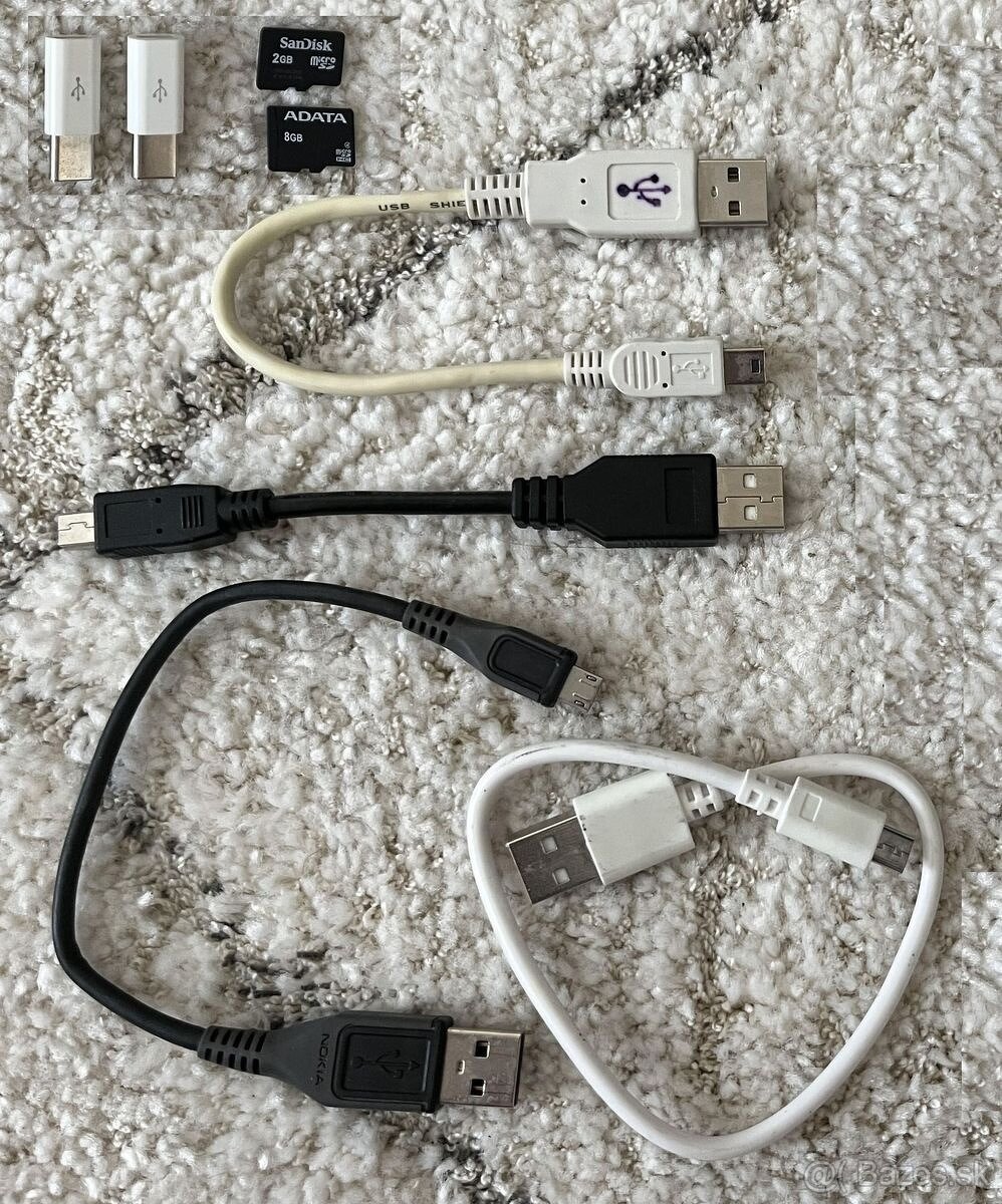Nabíjačka, Káble, Micro SD karty, redukcie - 3