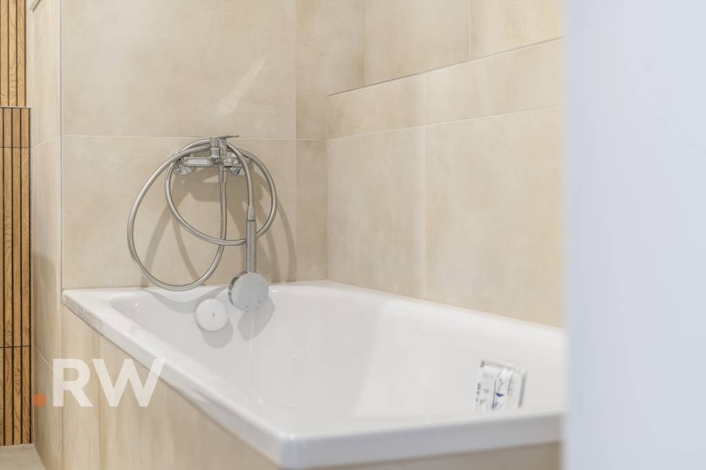 V ŠTANDARDE - 2izb. BYT + loggia 50,37 m2 a viac - REZIDENCI - 3