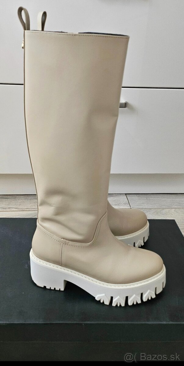 Čižmy Patrizia Pepe, v. 37 - 3