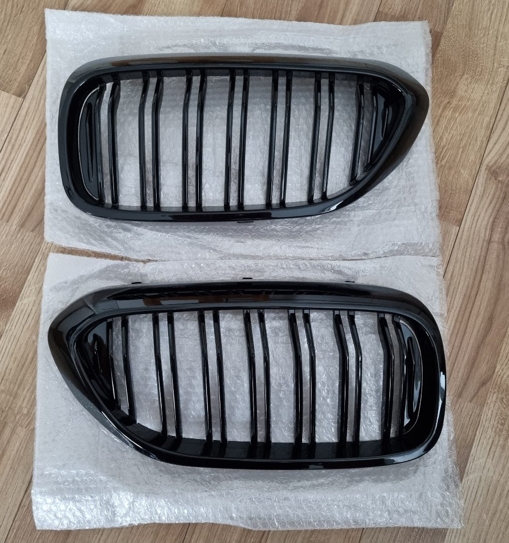 CIERNA MASKA GRIL BMW rady 5 - 3