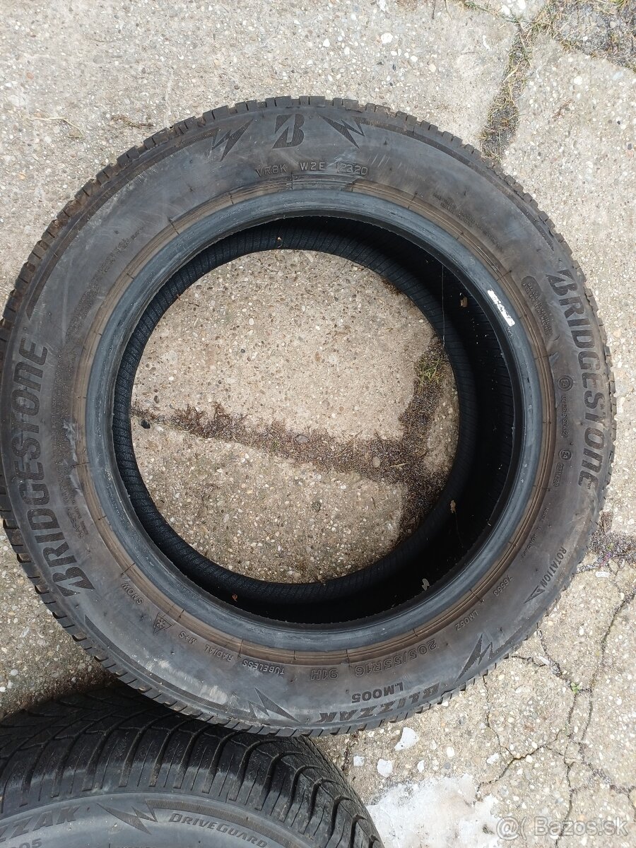 Bridgestone zimné 205/55 R16 - 3