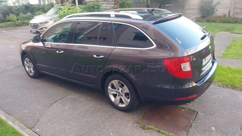 Škoda Superb Combi 2.0 TDI CR 140k - 3