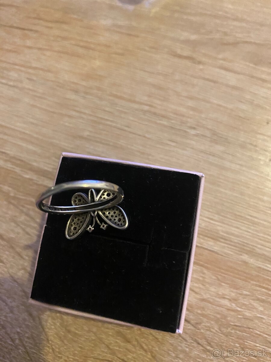 Prsteň - 3