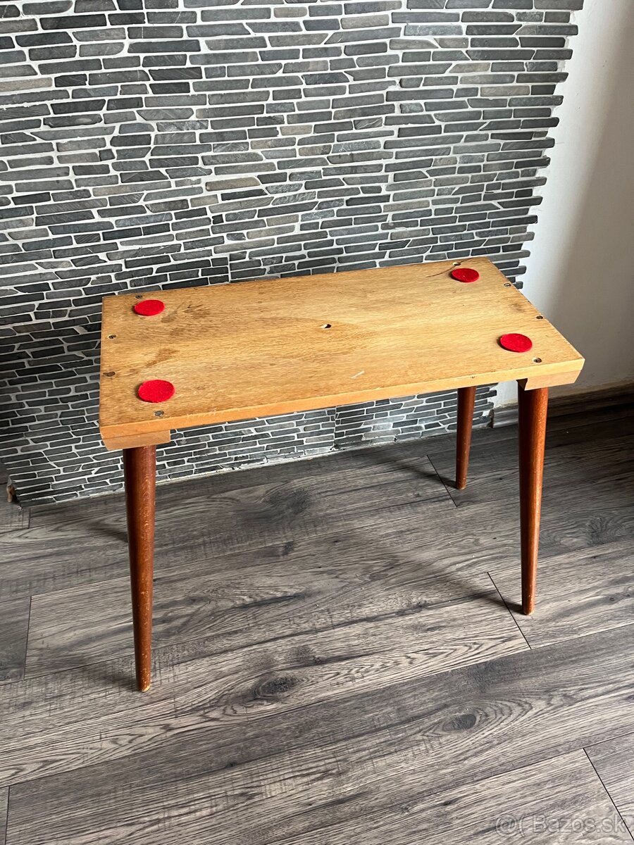 Stolík pod TV I 60. roky I Czechoslovakia I Nový Domov - 3