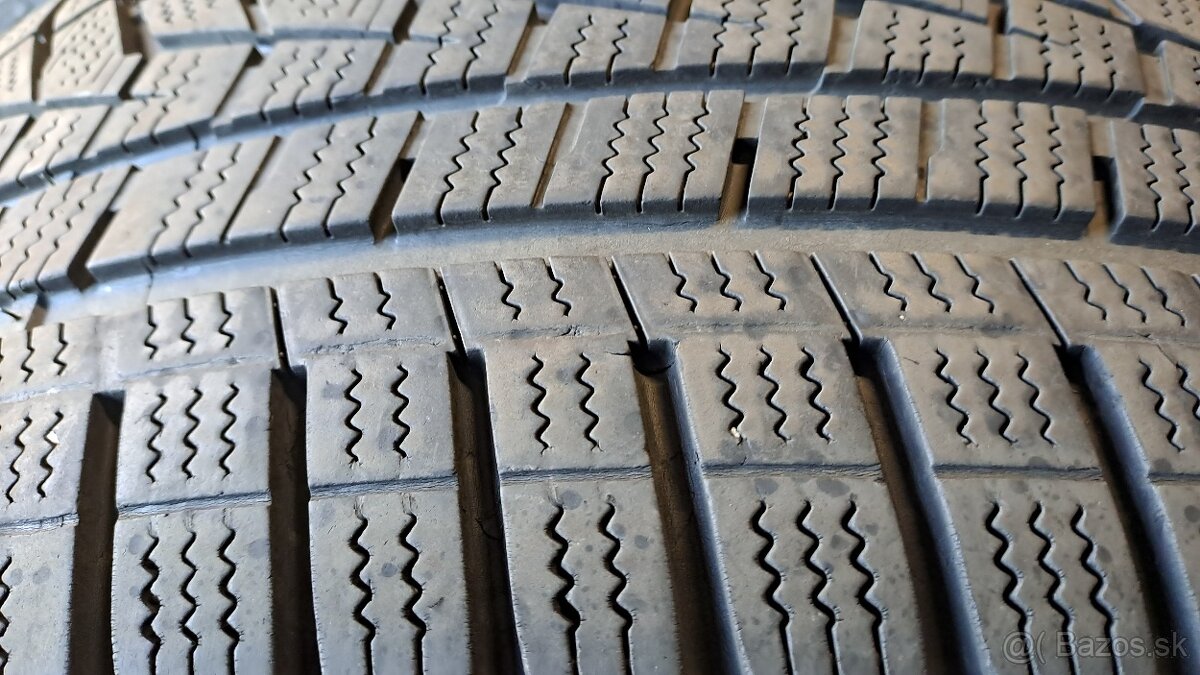 Predám 4ks jazdené zimné 225/60r17-99H Hankook - 3