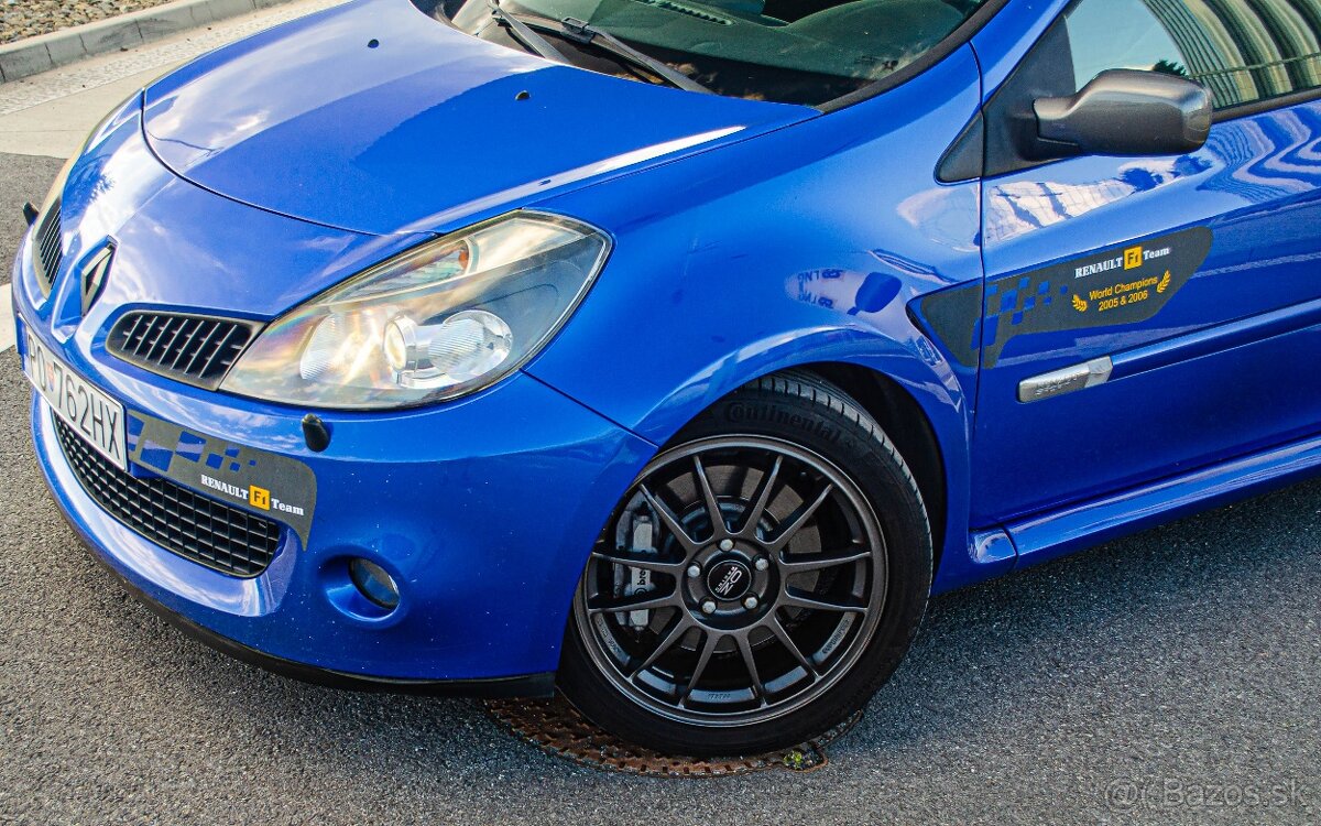 Renault Clio RS 2.0i 16V - 3