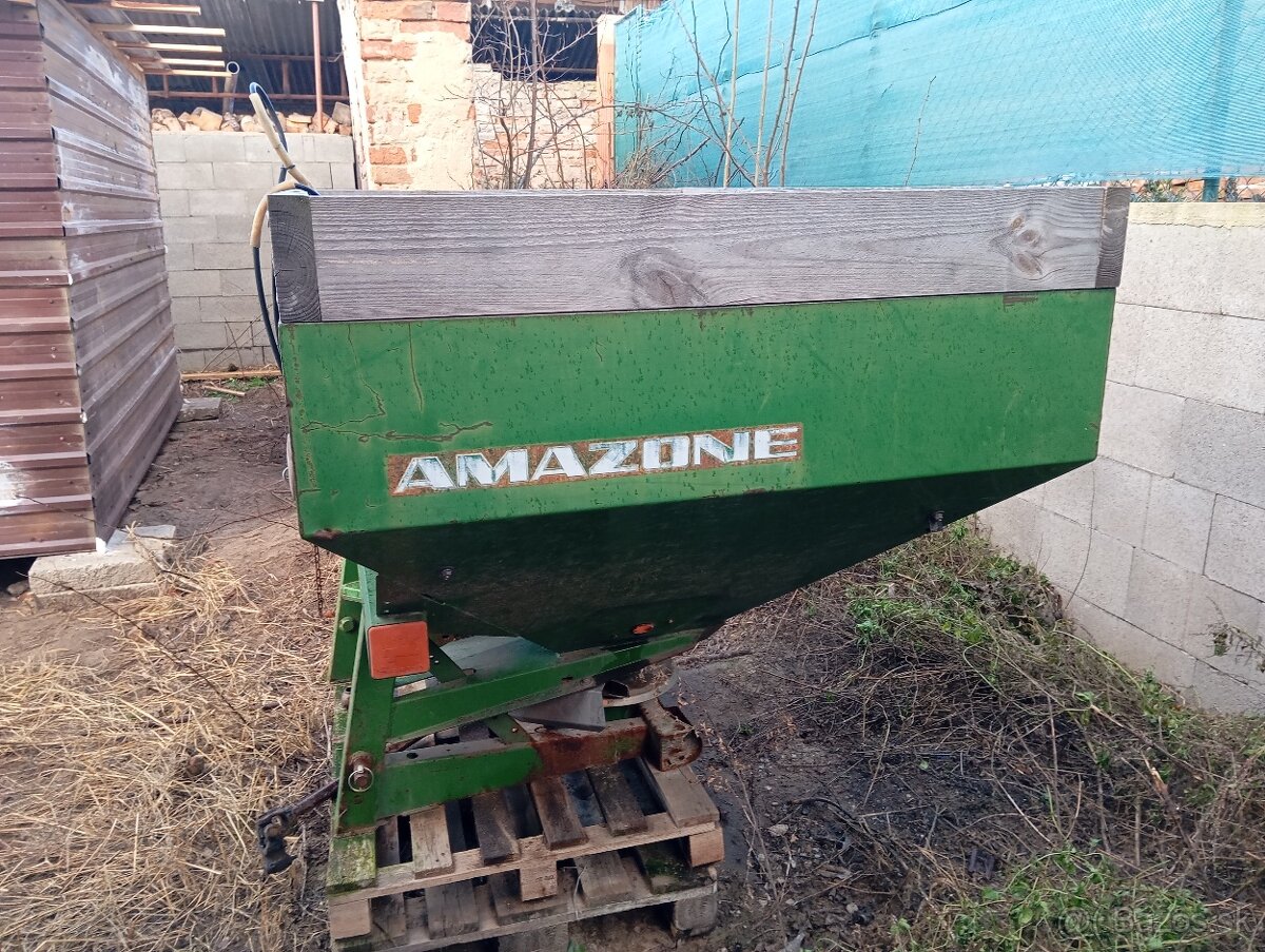 Predám rozmetadlo hnojiva - 3