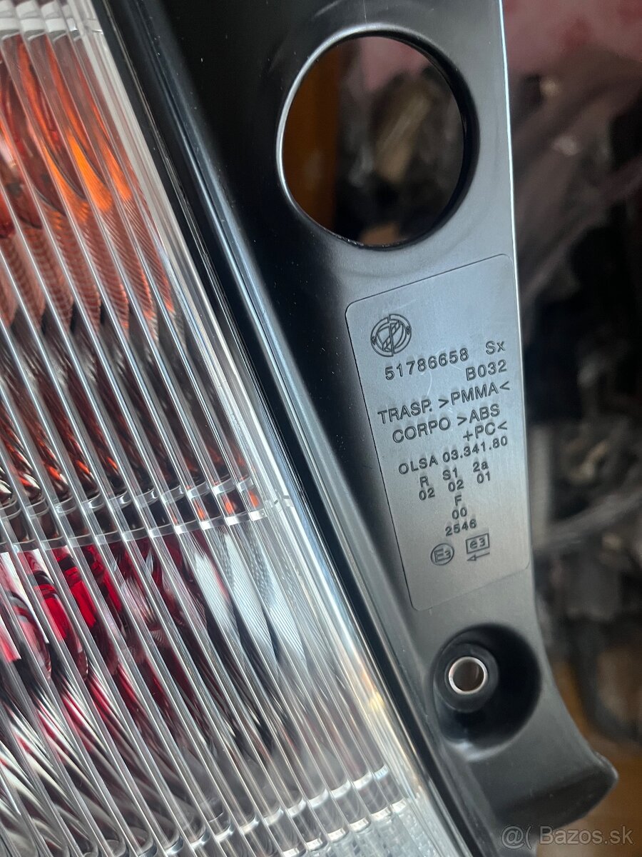 Lancia Ypsilon Ľavé Svetlo 51786658 - 3