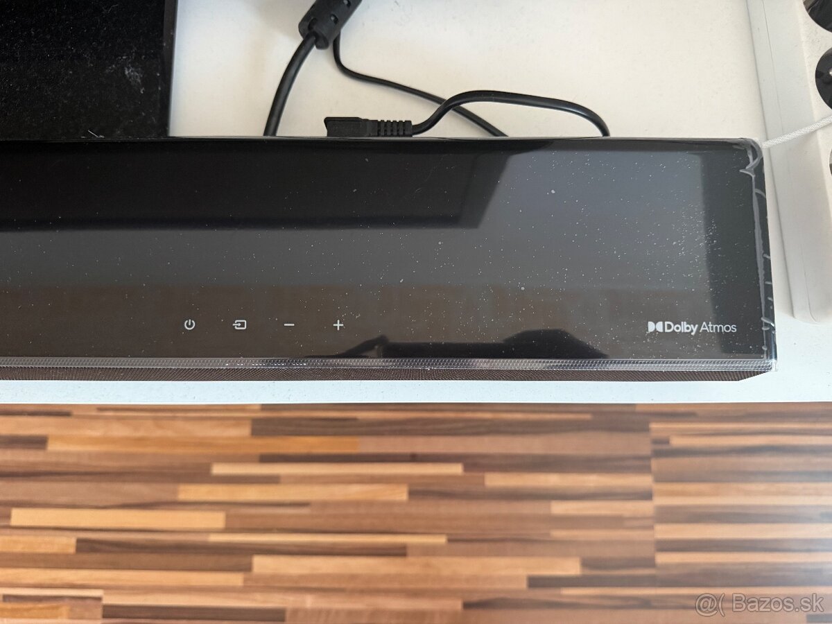 Soundbar JVC TH-E534B čierny - 3
