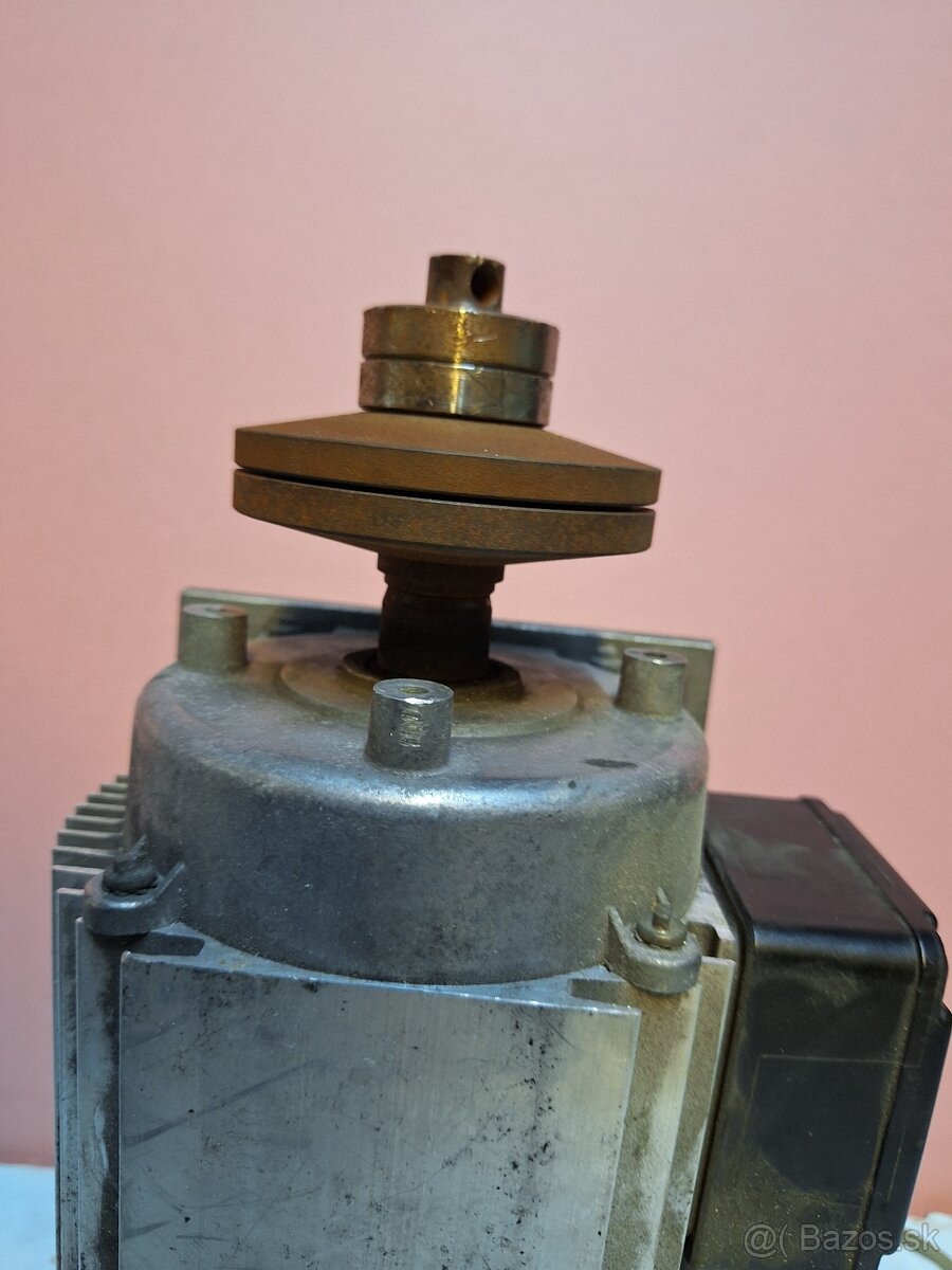 Predám viacero elektromotory s prevodovkou - 3