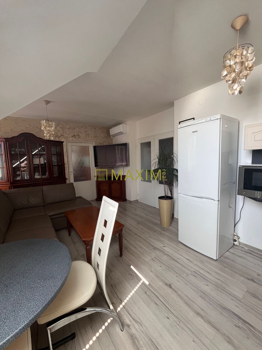 Moderný 2 izbový byt na Južnej ulici, klimatizácia, stačí sa - 3