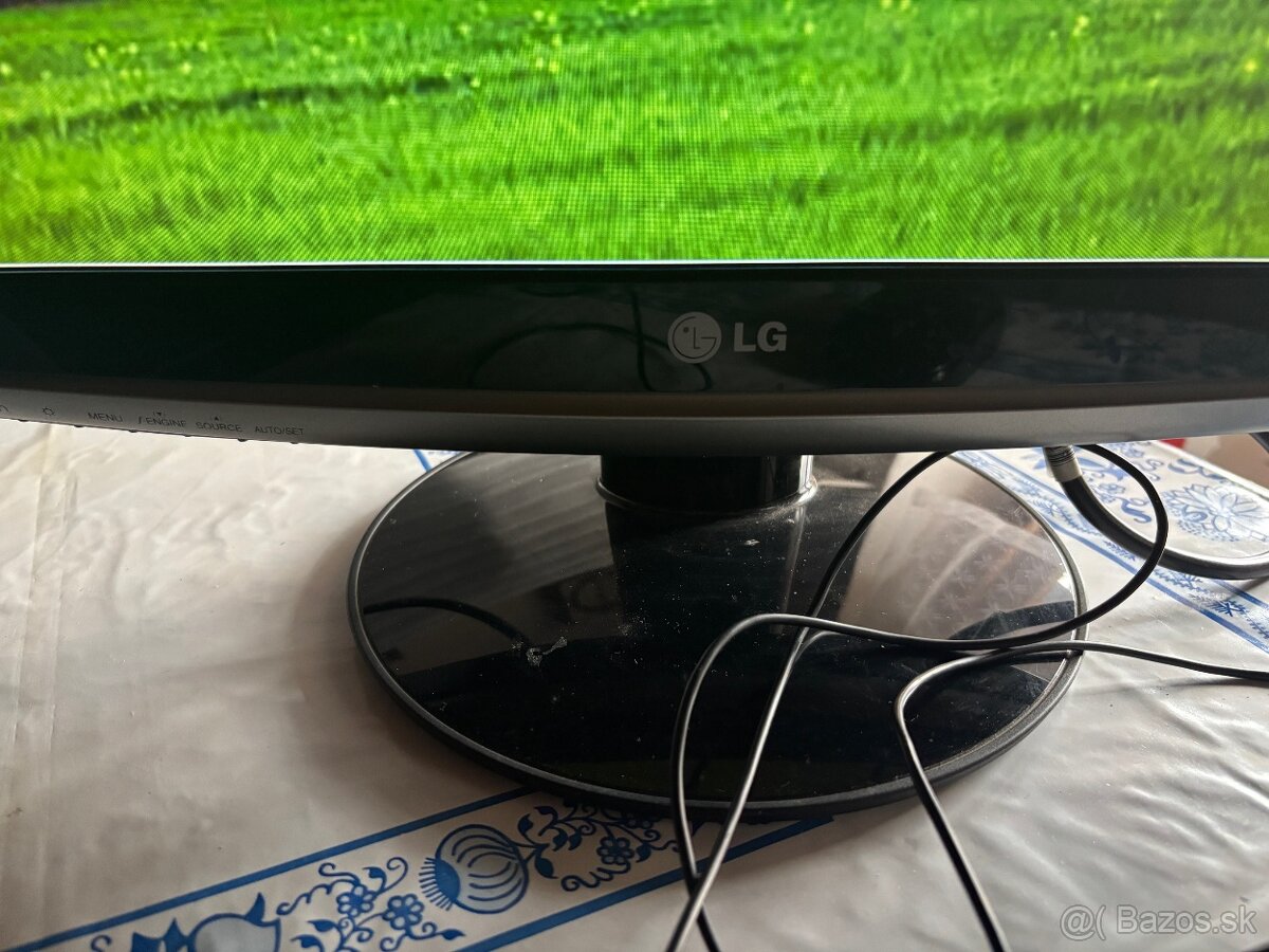 MONITOR LG FLATRON 22´´ - 3
