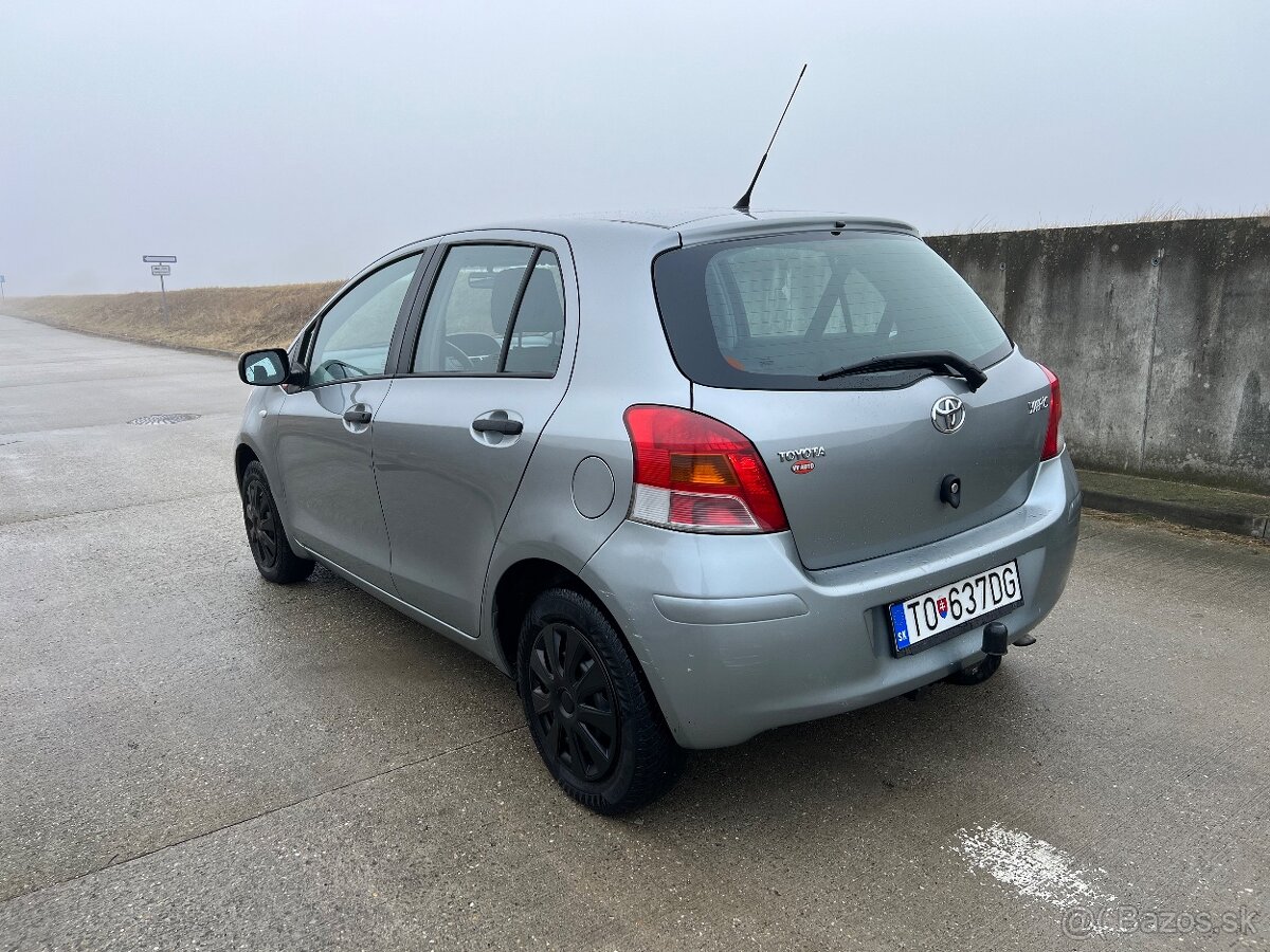 Toyota Yaris 1.0VVT Benzin 2009 - 3
