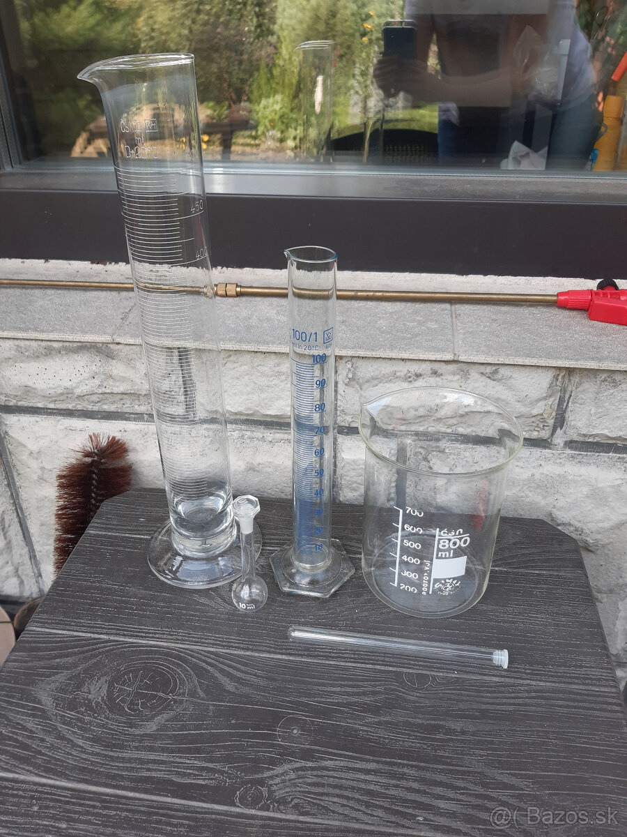 Laboratórne sklo - 3