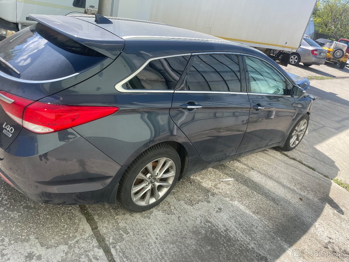 Hyundai i40cw 1.7crdi - 3