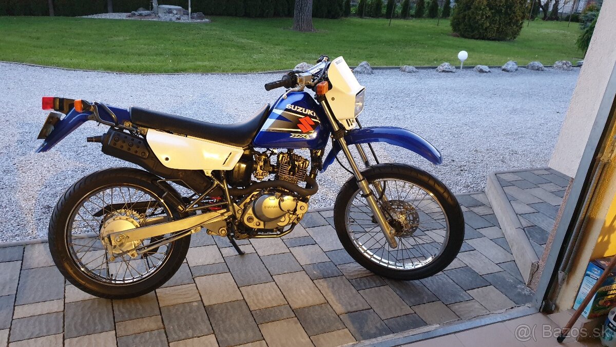 Suzuki 125 DRSE top stav