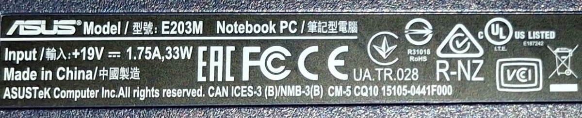 Pokazený notebook na opravu alebo na súčiastky - 3