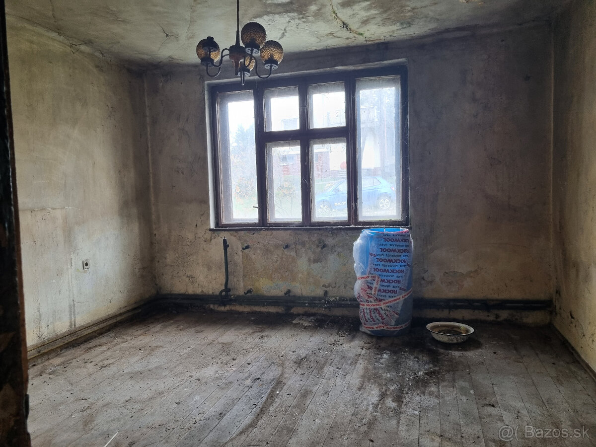 RODINNÝ DOM a POZEMOK 1205 m2 DOBRÁ VODA - TRNAVA - VOĽNÝ - 3